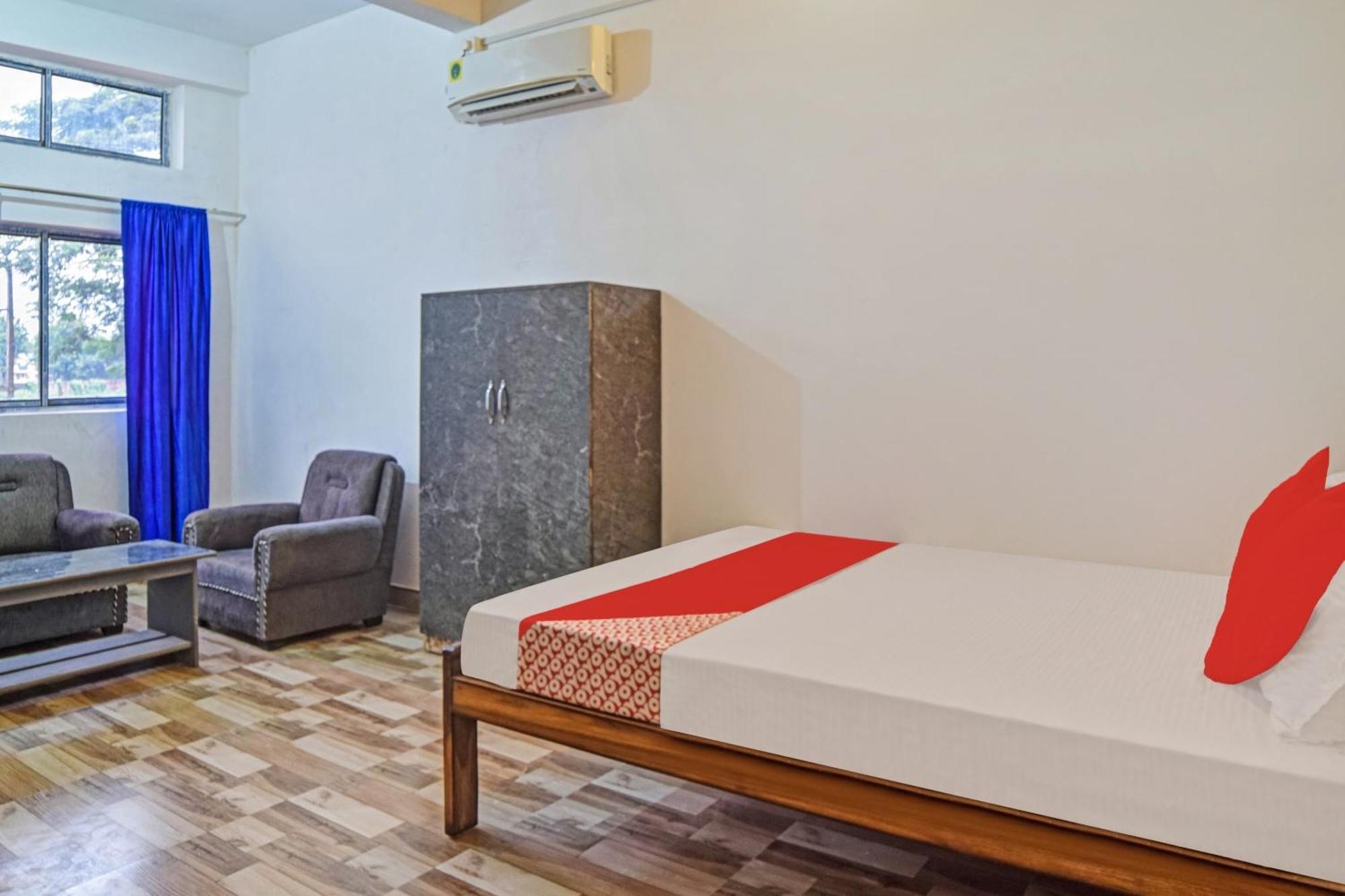 Spot On Jp Guest House Kaharpara المظهر الخارجي الصورة