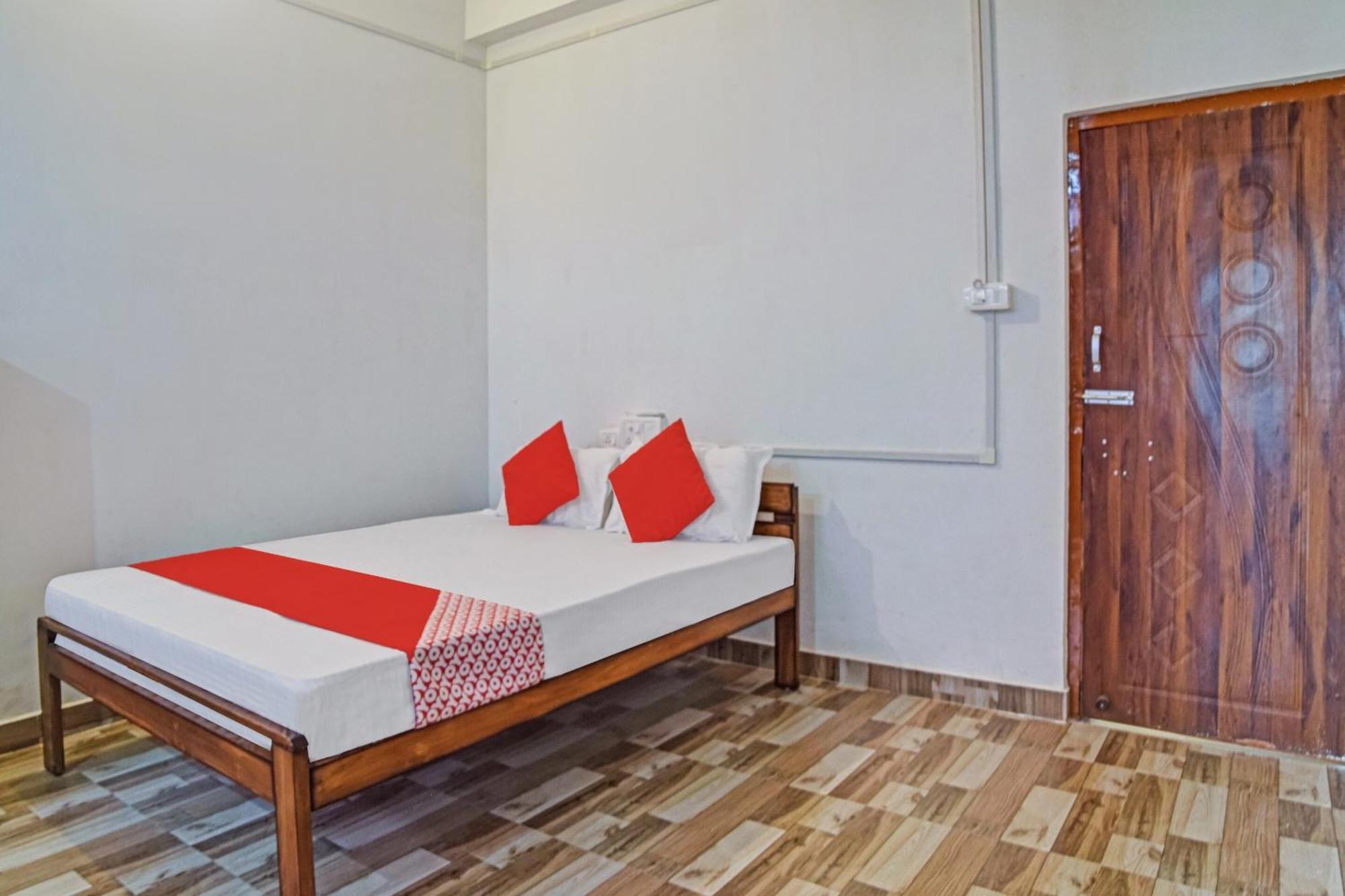 Spot On Jp Guest House Kaharpara المظهر الخارجي الصورة