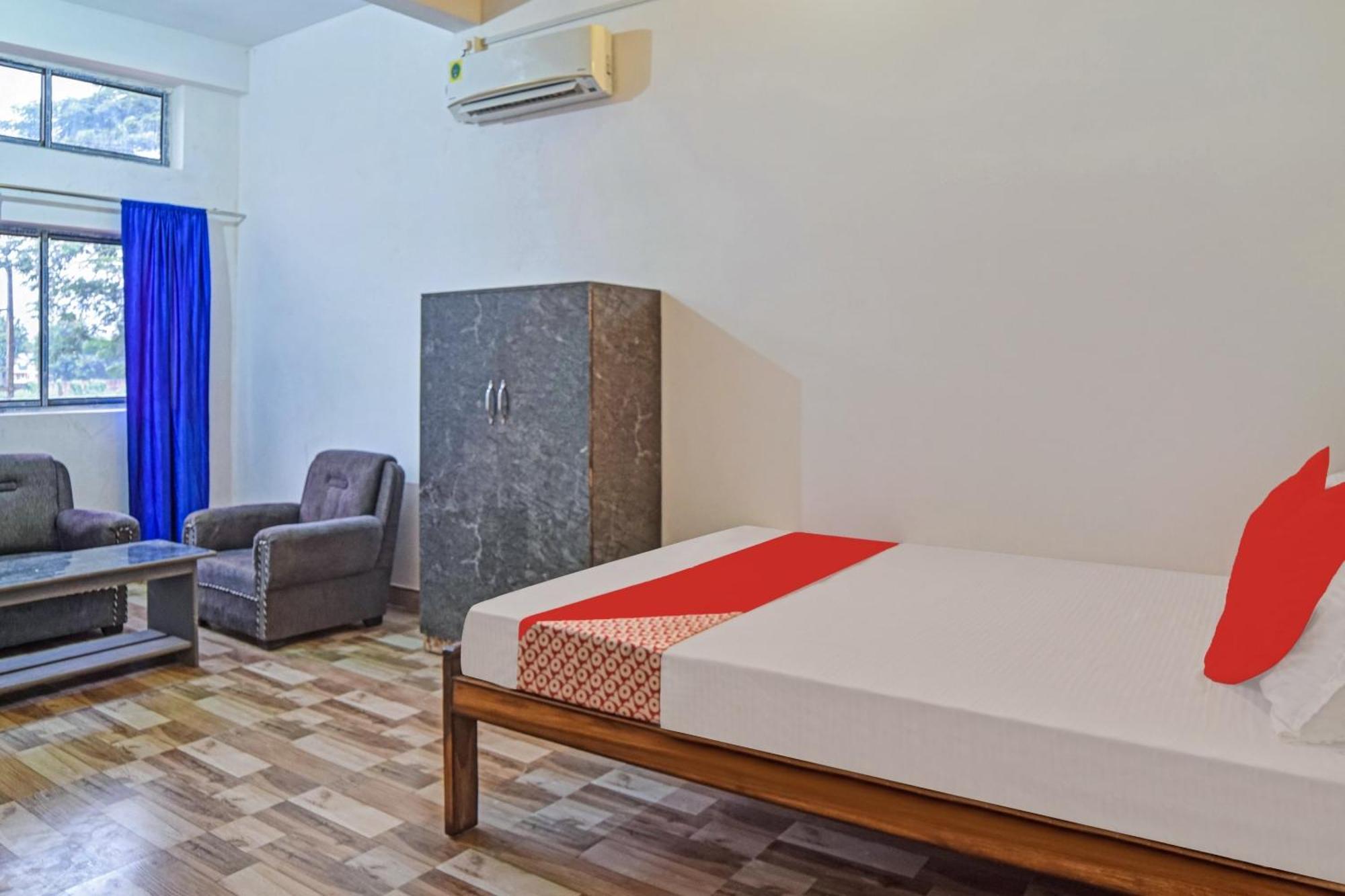 Spot On Jp Guest House Kaharpara المظهر الخارجي الصورة